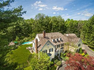 2 Spruce Meadow Ct, Wilton, CT 06897