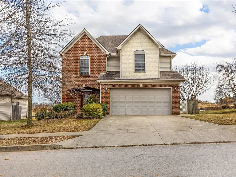 124 White Oak Trce — Photo 1