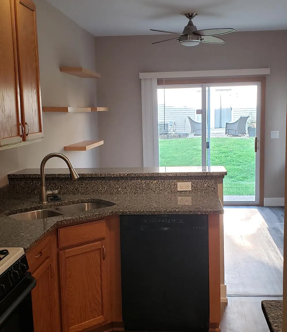 3 bed, 2.5 bath, 1650 sqft, $2,800 — Photo 1