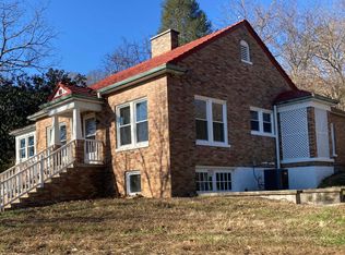 559 Hillcrest St, Clinton, TN 37716