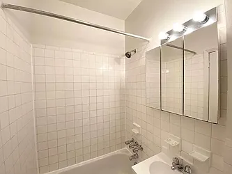 Rented by Jonis Realty