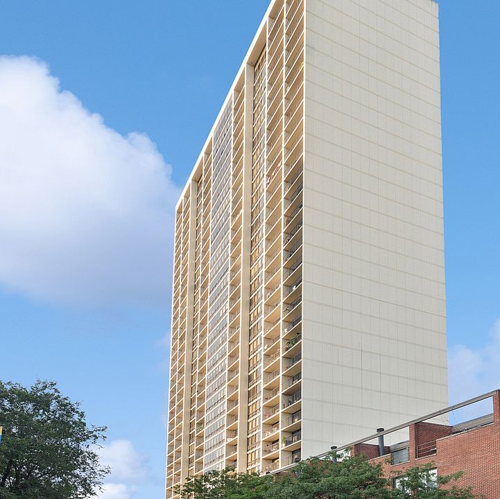 1st image of 1636 N Wells St APT 3008