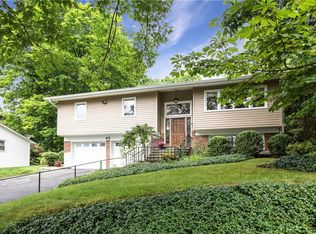 45 Morningside Dr, Croton On Hudson, NY 10520