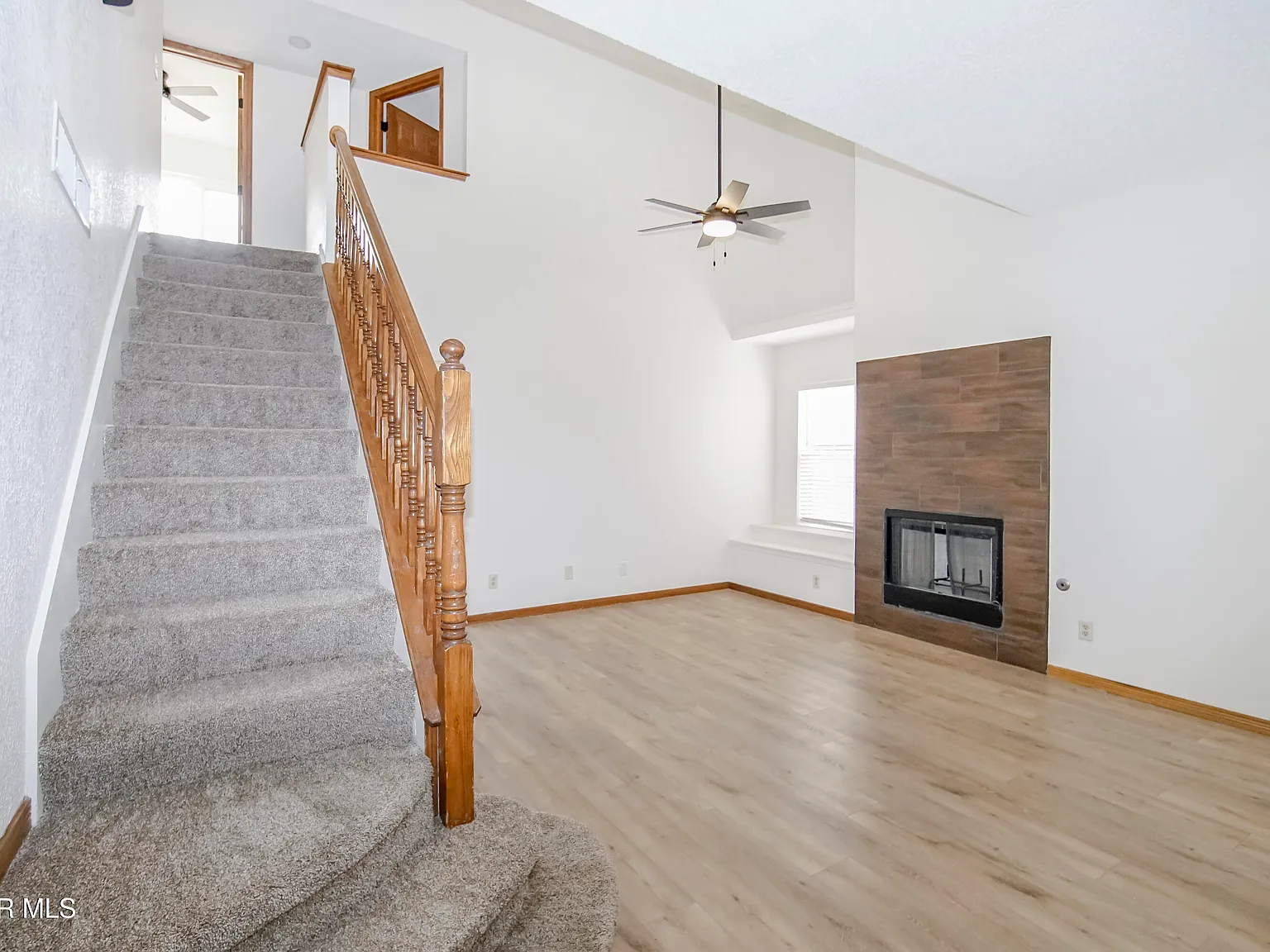 3 bed, 2.5 bath, 1461 sqft, $2,600 — Photo 4