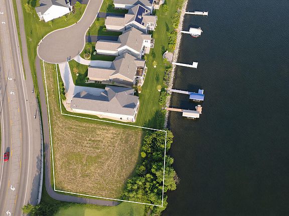 3rd image of 7196 Lavalle Dr