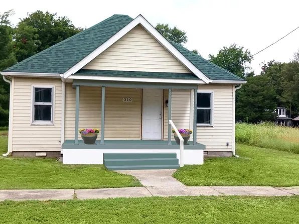 310 N Heggie St, Charleston, MO 63834