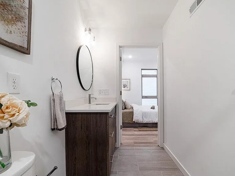 2031 E Lehigh Ave — Photo 15