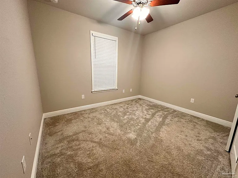 2346 Habersham Ln — Photo 20