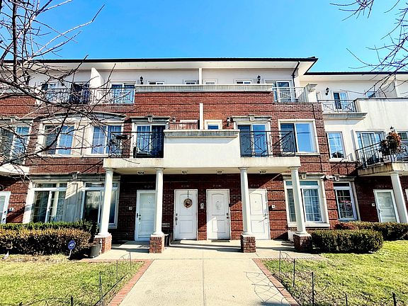 3rd image of 1733 Stillwell Ave #B