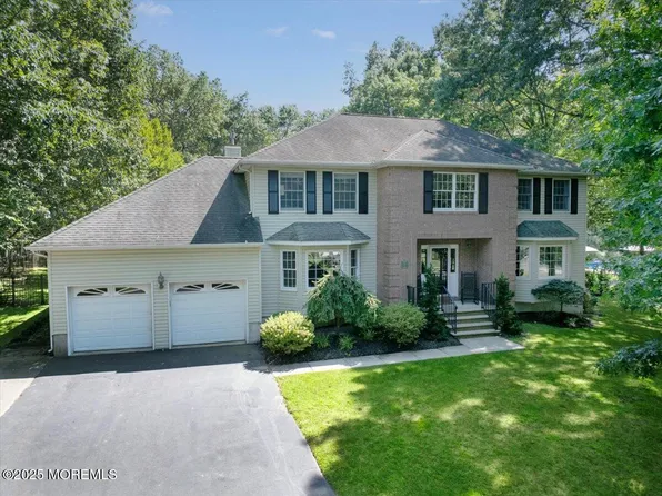 30 Sam Drive, Tinton Falls, NJ 07724