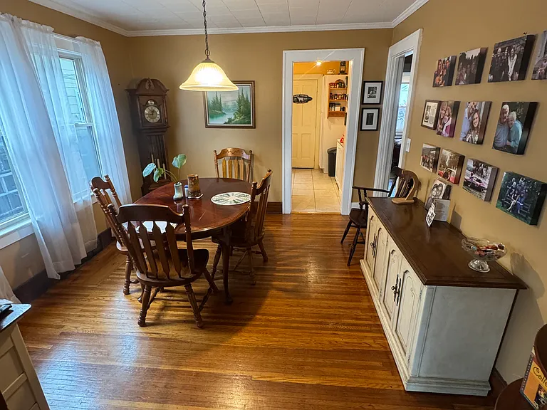 743-745 Blossom Rd — Photo 5