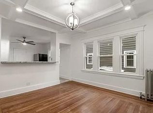 209 Oak Grove Ave #1, Springfield, MA 01109