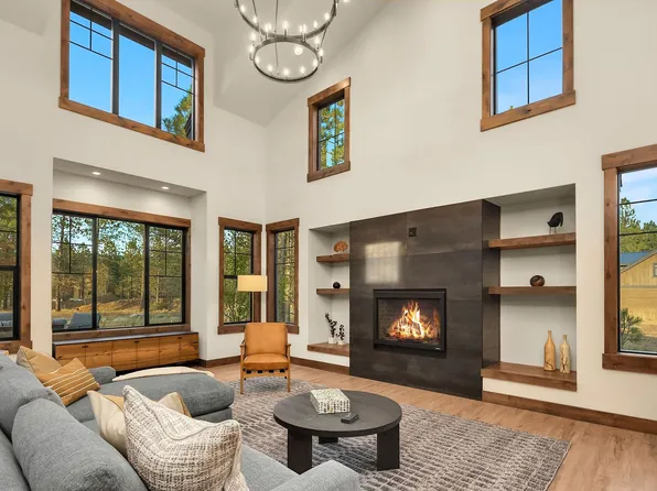 421 Southern Star Ln, Cle Elum, WA 98922