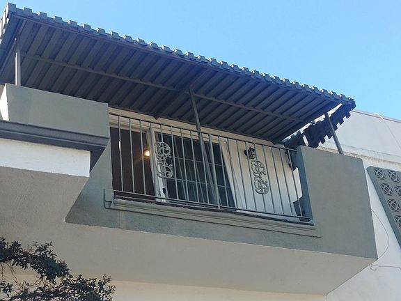 2nd image of 829 N San Vicente Blvd APT 17