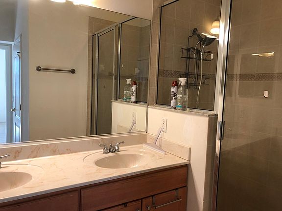 5th image of 4370 Lazio Way