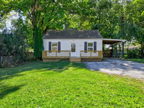 313 E Payton Ave, Des Moines, IA 50315