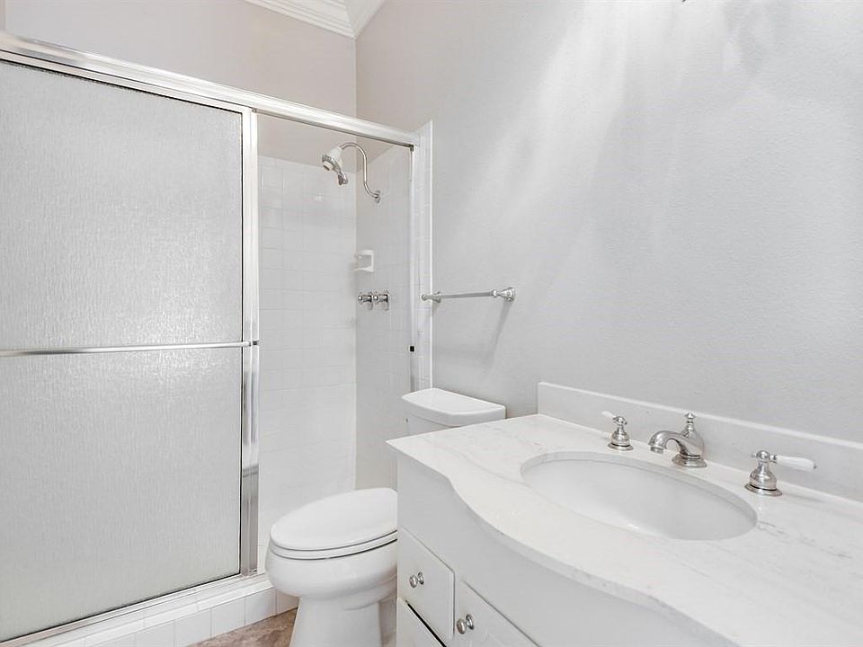 1st image of 7707 Broadway St