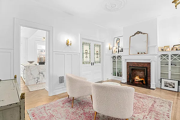 Sold by Compass | media 4