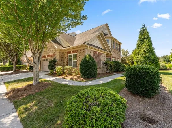 5285 Esher Dr, Walkertown, NC 27051