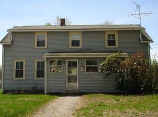 11 South St, Shirley, MA 01464