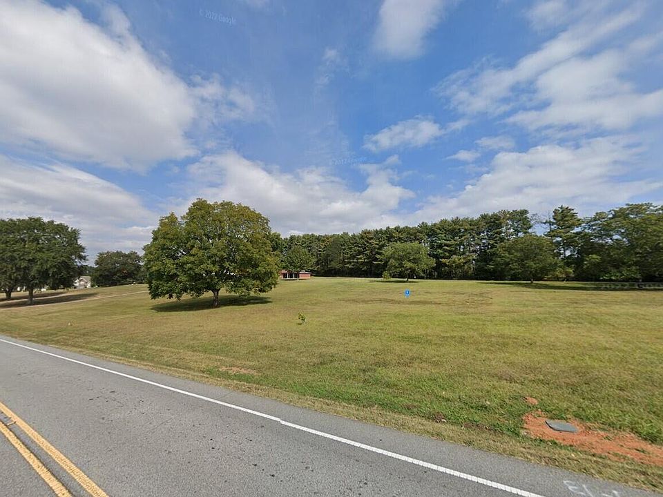 909 Boiling Springs Rd, Greer, SC 29650 MLS 23024428 Zillow