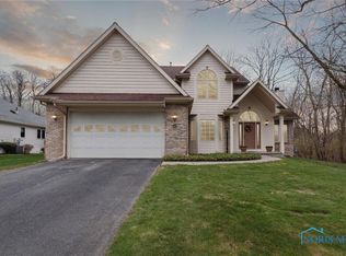 2016 Austin Bluffs Ct, Toledo, OH 43615