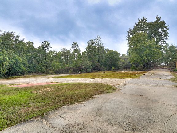 5th image of 550 Taylor Pond Rd