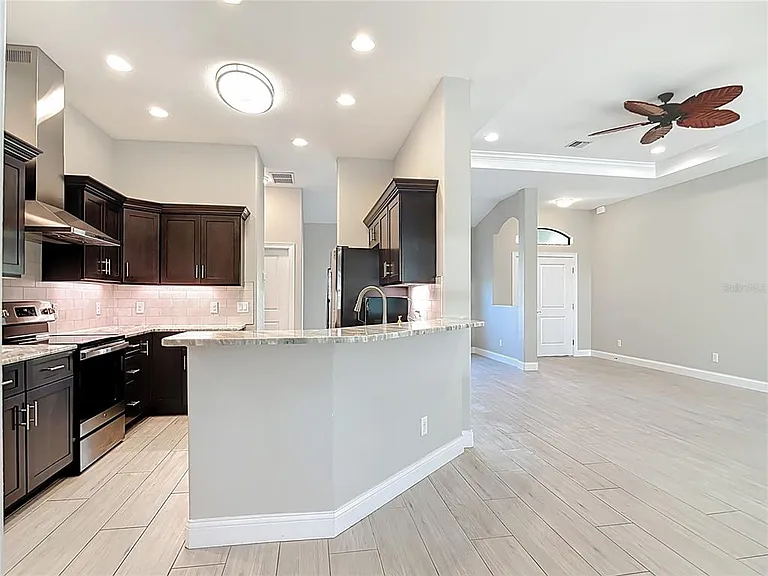 540 Alabama Ave — Photo 23