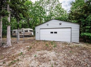 36 Maple Dr, Mapleton, KS 66754