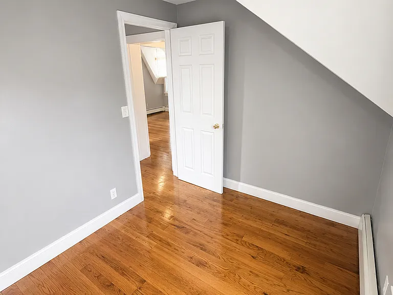 61 Henry Ave #3 — Photo 8