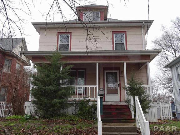 3rd image of 721 E Illinois Ave