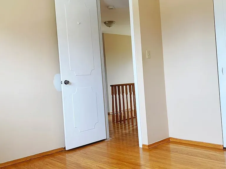 21 Kingslake Rd #1&2 — Photo 18