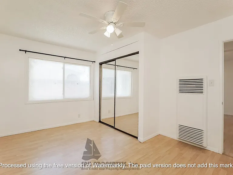 2513 E Tyler St — Photo 10