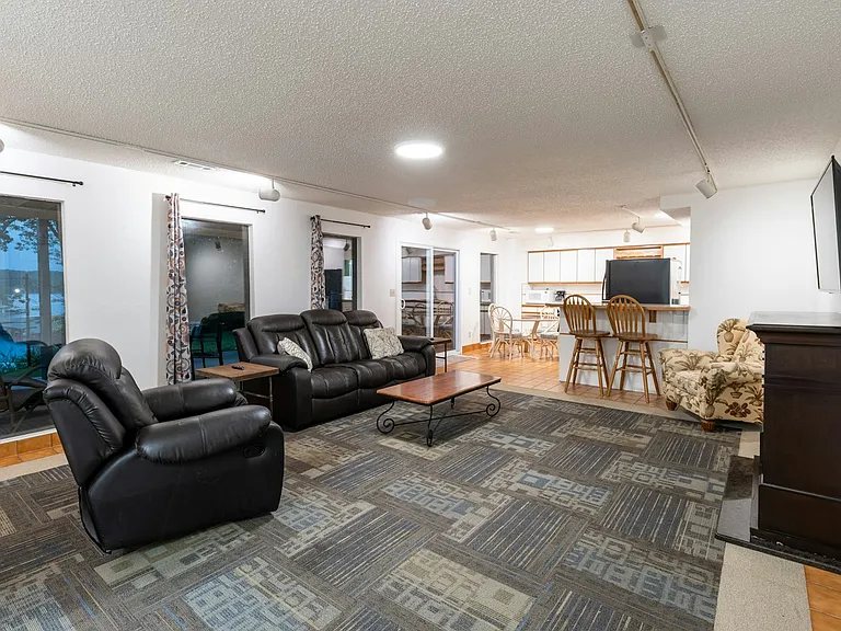 68 Klamm Park Ln — Photo 11