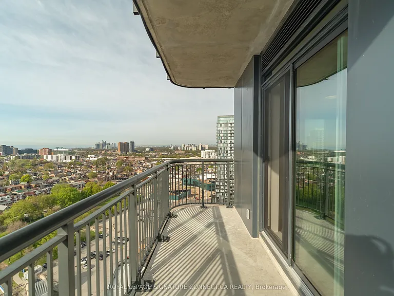 1185 Dupont St #1610 — Photo 15
