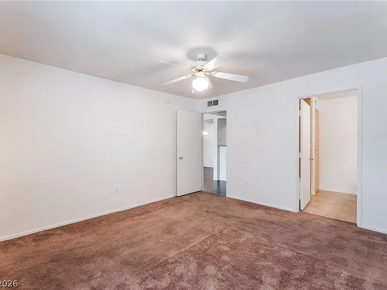 950 Seven Hills Dr #524 — Photo 21