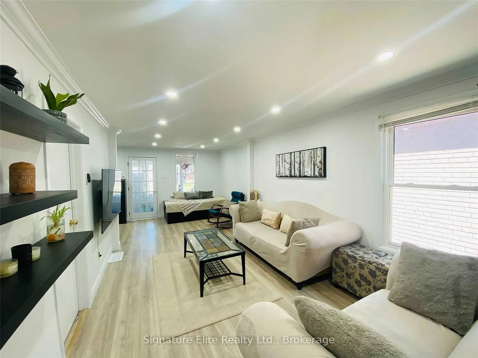 4 bed, $2,745 — Photo 4