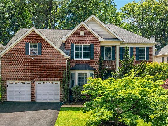 3rd image of 12221 Harbor Town Cir