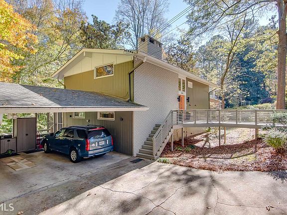 2nd image of 2545 Lake Flair Cir NE #0
