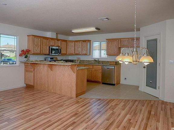 3rd image of 4210 Cold Creek Way