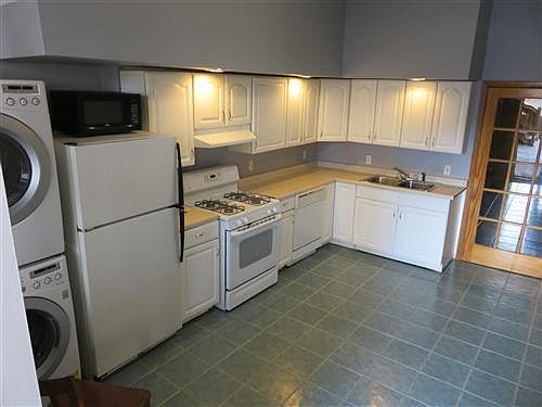1st image of 2620 N Milwaukee Ave APT 2