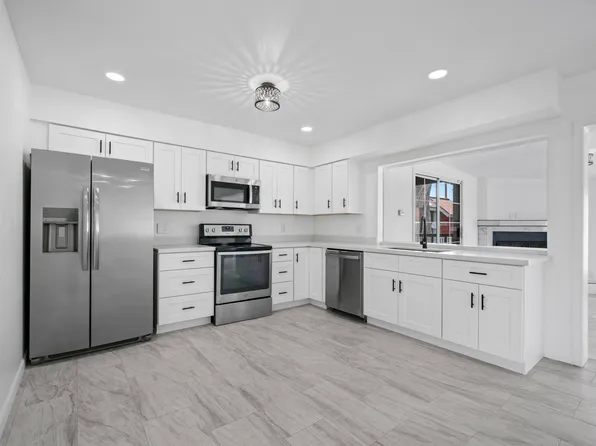 702 E SAGUARO Street, Casa Grande, AZ 85122