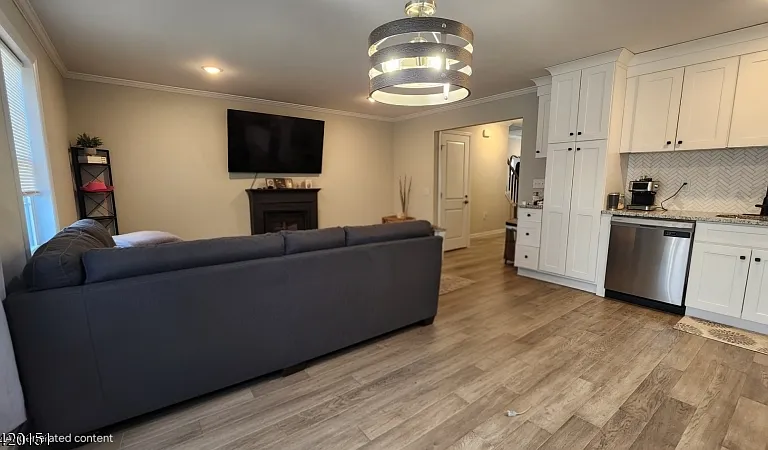 4 Joseph Dr — Photo 39