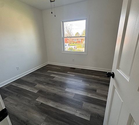 4th image of 116 Sutton Pl