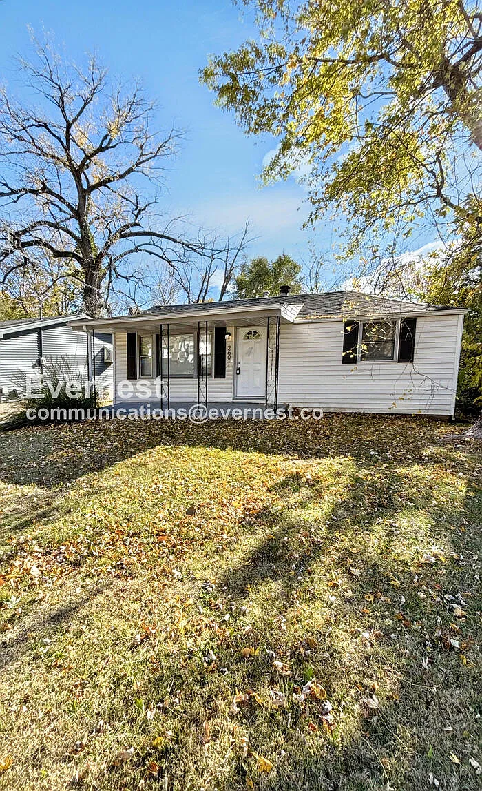 260 Sadonia Ave photo 1