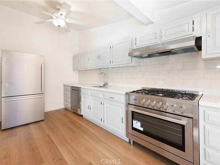 3757 York Blvd — Photo 7