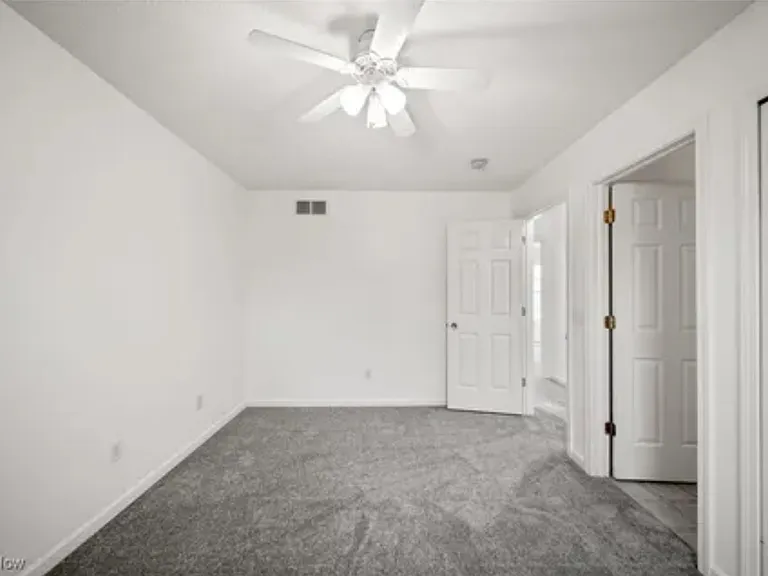 369 University Ave #1 — Photo 5
