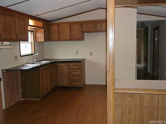 3rd image of 53 Andrus Cir