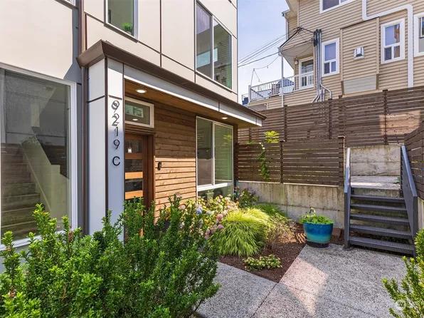 9219 Linden Avenue #C, Seattle, WA 98103