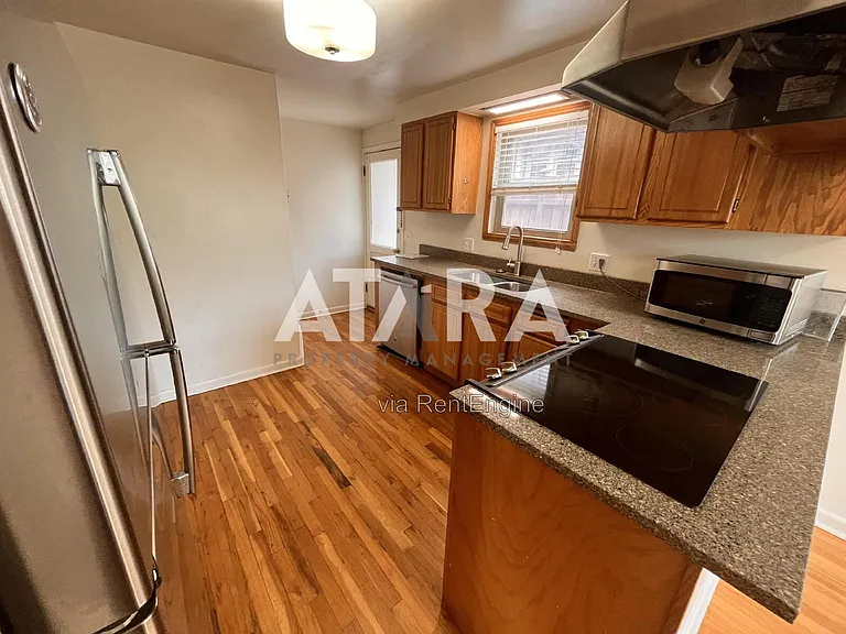 1335 E Thornton Ave — Photo 8
